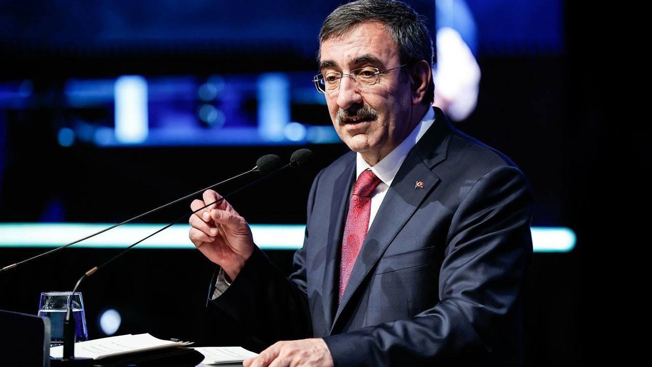 Cevdet Yılmaz TİSK heyetini kabul etti: OVP’yi ortak akıl ve istişare zemininde hazırlıyoruz Cevdet Yılmaz TİSK heyetini kabul etti: OVP’yi ortak akıl ve istişare zemininde hazırlıyoruz