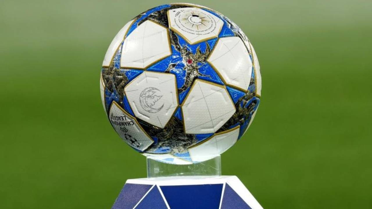 Galatasaray’ın UEFA Şampiyonlar Ligi fikstürü belli oldu Galatasaray’ın UEFA Şampiyonlar Ligi fikstürü belli oldu