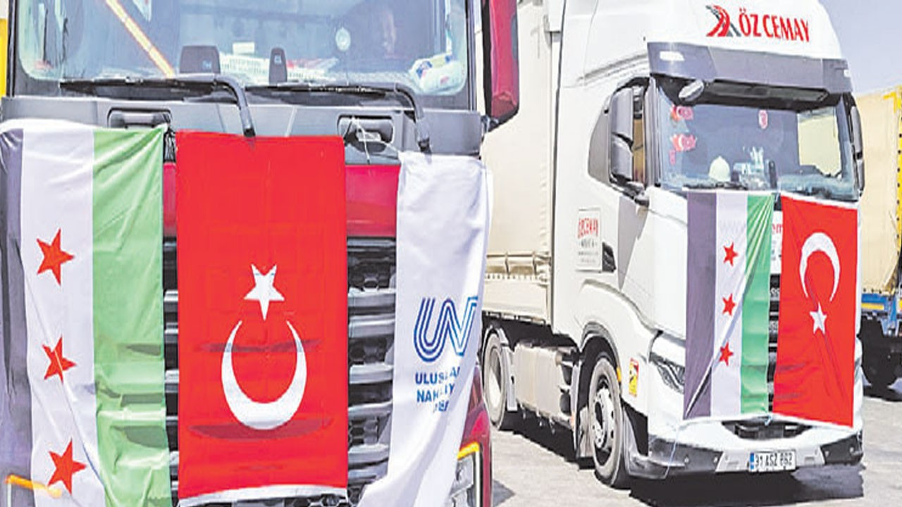 Türkiye ile Suriye ticaretinde 14 yıl sonra tarihi adım: Mersin'den çıkan araçlar Şam'a ulaştı