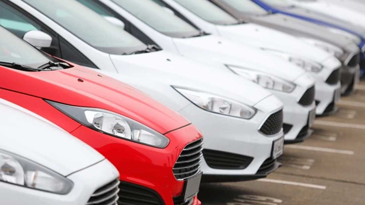 Rusya’da yeni otomobil satışları yüzde 25 azaldı