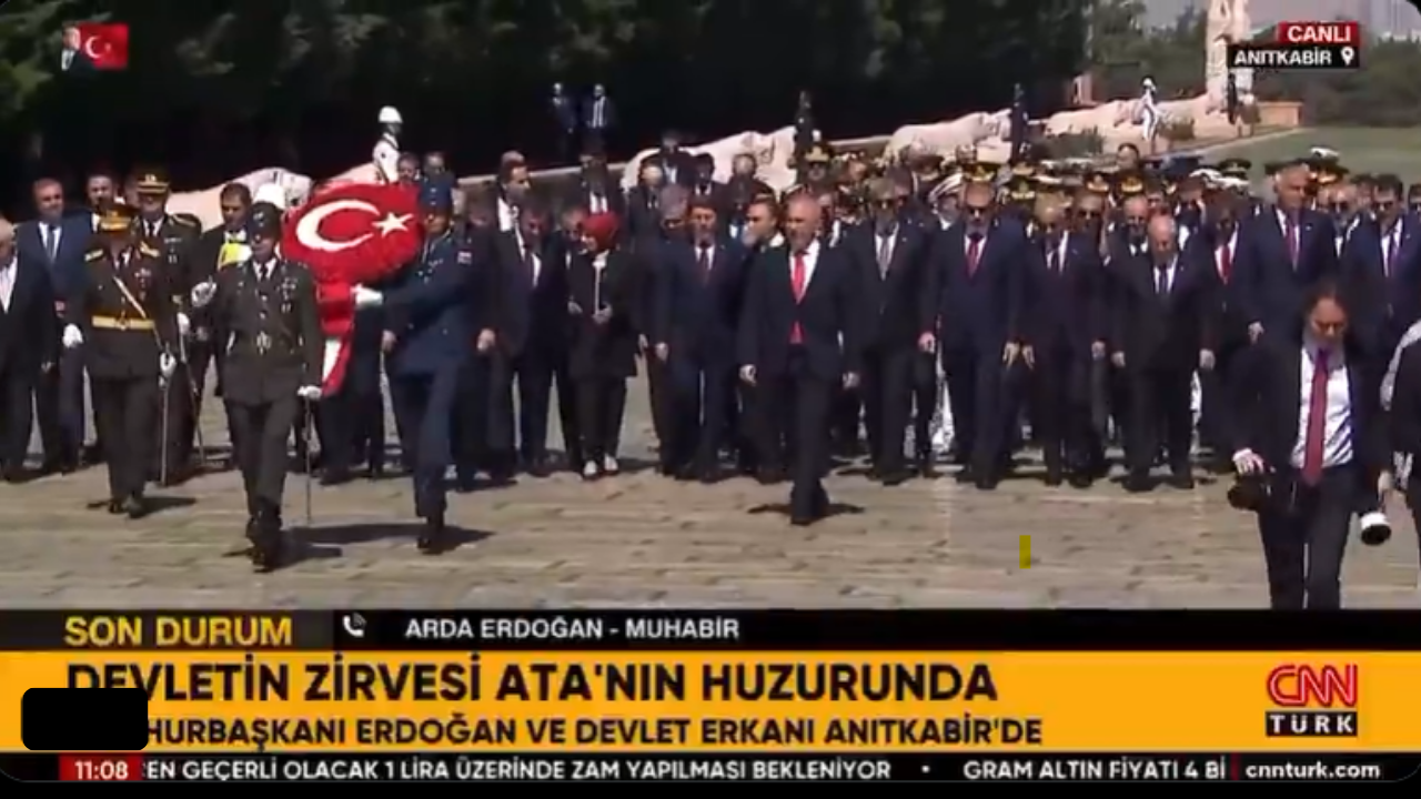 "Büyük Taarruz, Cumhurbaşkanı Erdoğan'ın başkomutanlığında gerçekleşti" diyen muhabirden açıklama: Sehven kullandığım ifadede herhangi bir kasıt yoktu