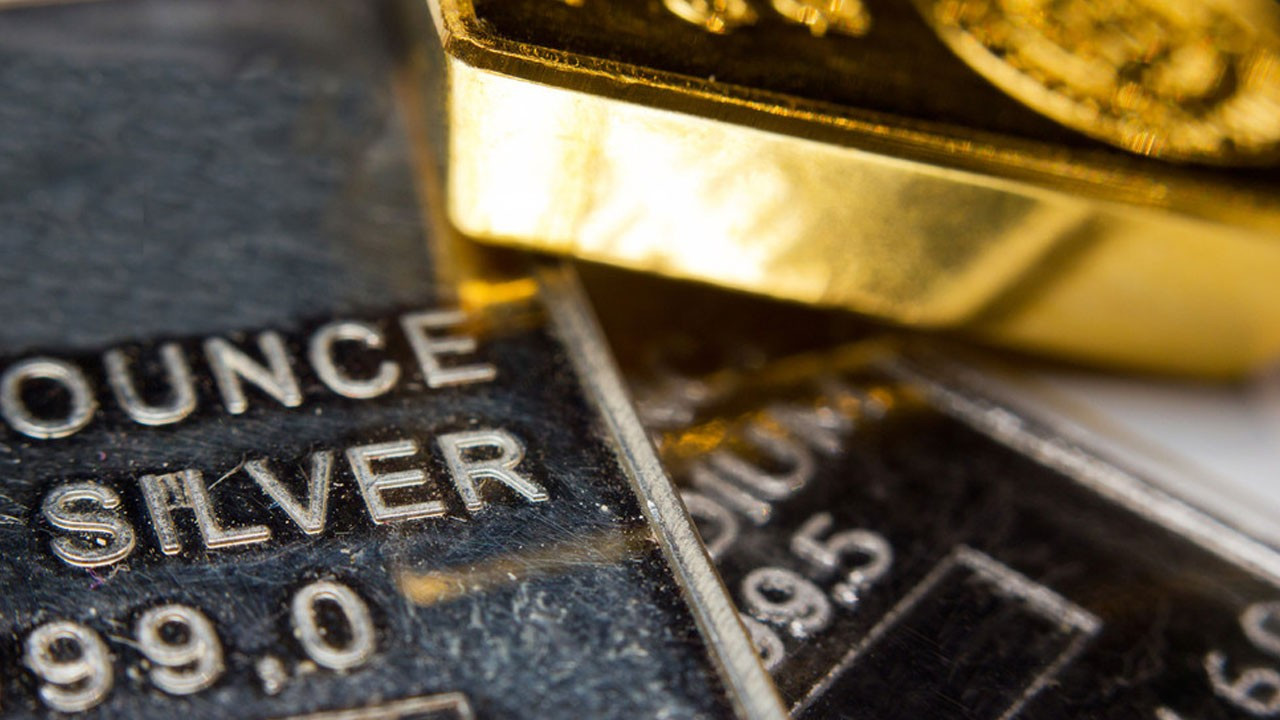 Doların prestij kaybı altın ve gümüşü parlatıyor