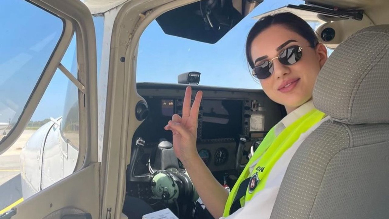 İzmir'de eğitim uçağı düştü: Pilot hayatını kaybetti