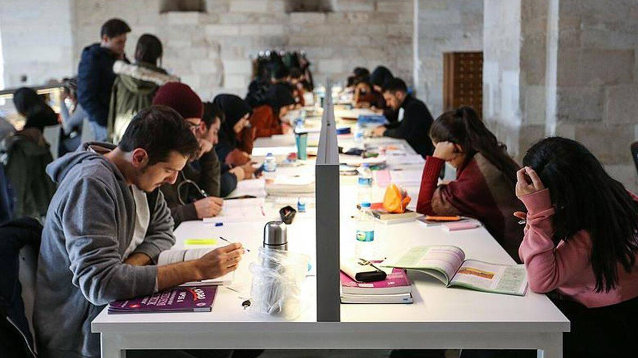 CHP İzmir Milletvekili Seda Kaya Ösen: Üniversitelinin hayatta kalma maliyeti aylık 40 bin lira