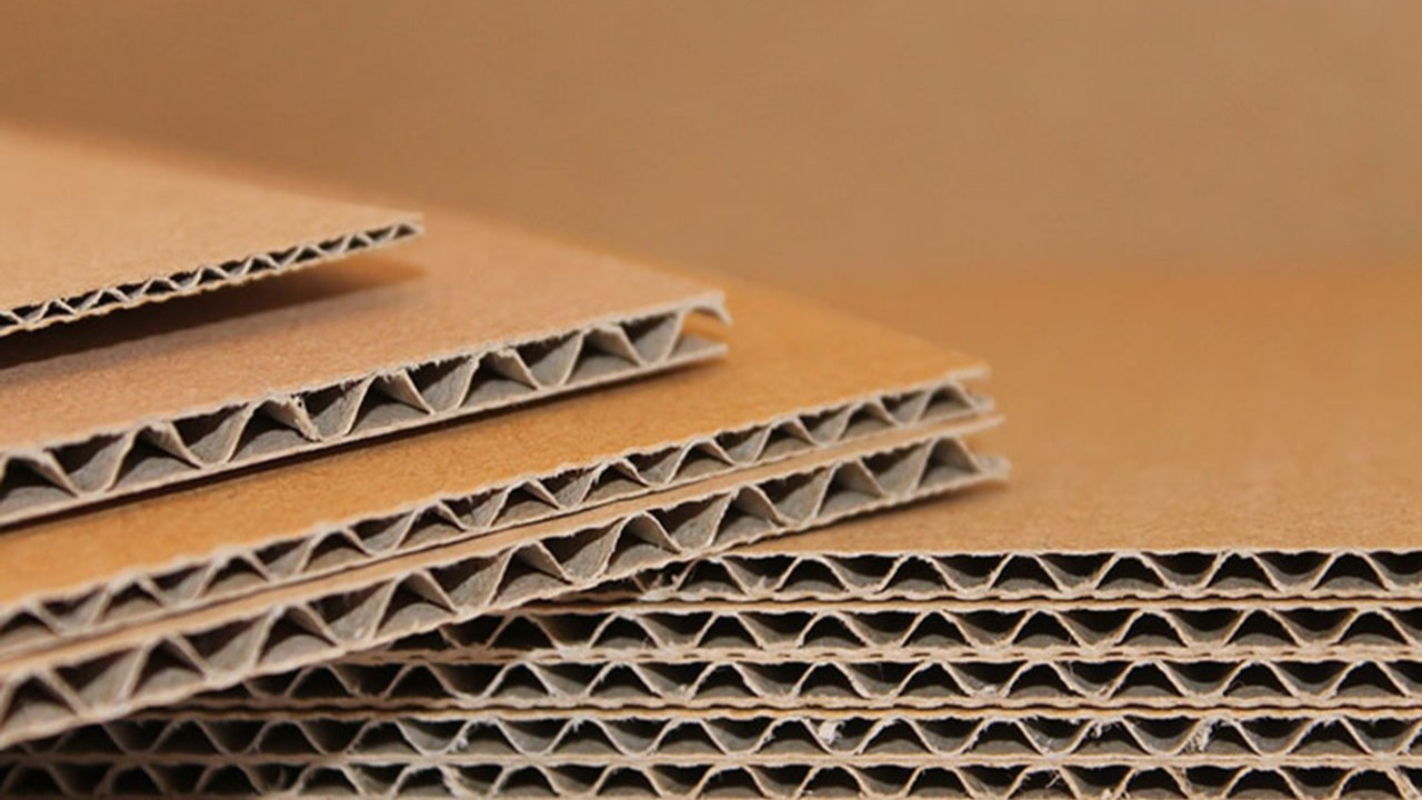 Oluklu mukavva ve kâğıt sektörü arz fazlası, yüksek maliyet ve rekabet kıskacında