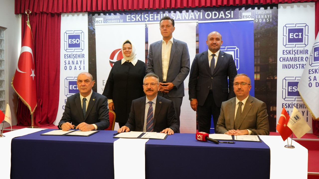 Her fabrika okul oluyor, gençler üretimle geleceğe hazırlanıyor