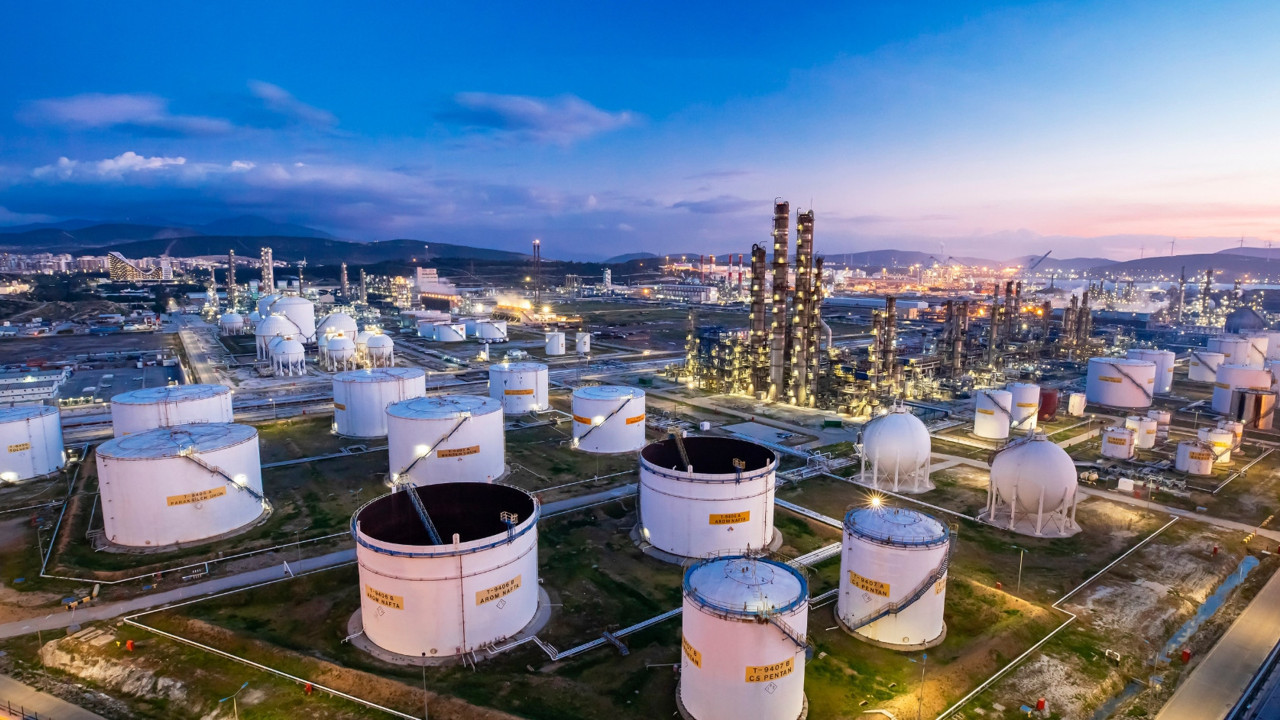 Fitch'ten Petkim’in kredi notunu düşürme kararı