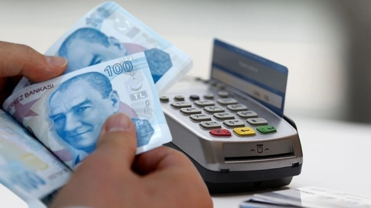 Borç yükü derinleşiyor: Vatandaşın kredi borcu 8 ayda 5 trilyon liraya ulaştı