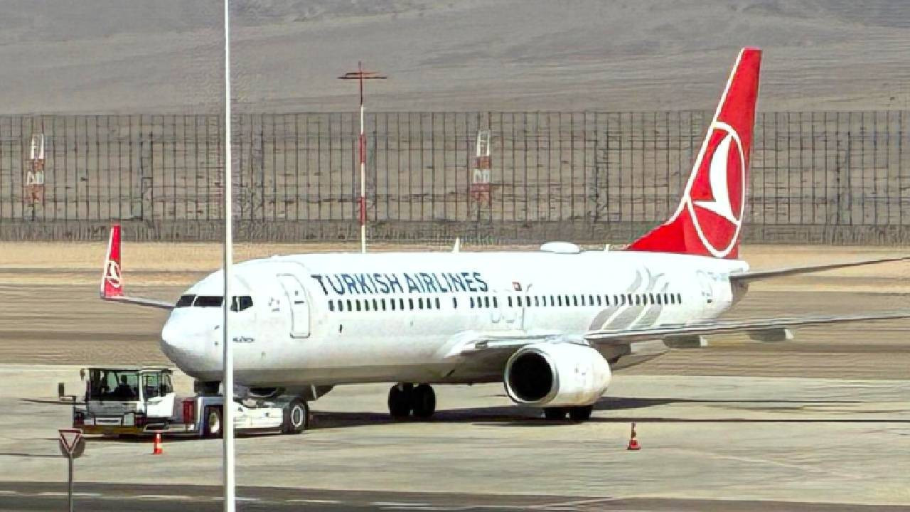 Türklerin de olduğu aktivistleri İstanbul'a getirecek uçak İsrail'den hareket etti