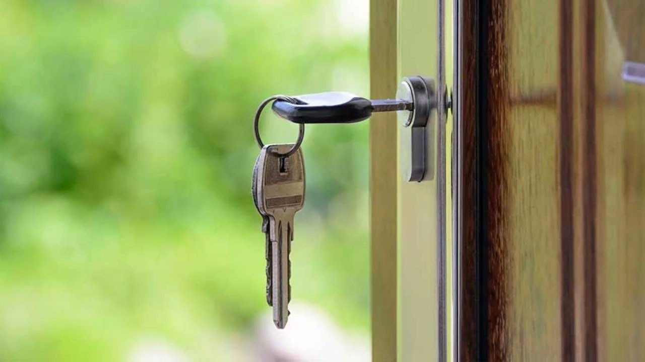 'Emekliye kiralık değildir' ilanına para cezası