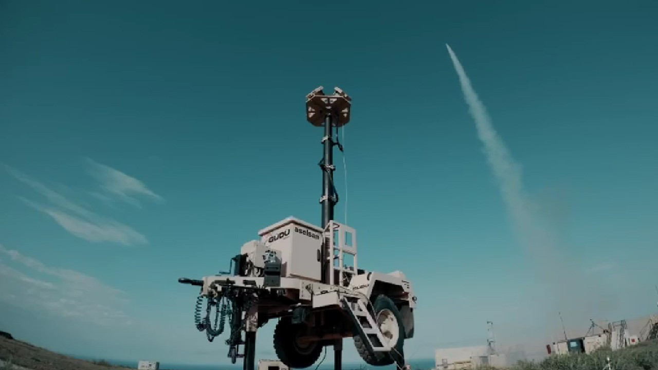 GÖKSUR IIR hedefi tam isabetle vurdu