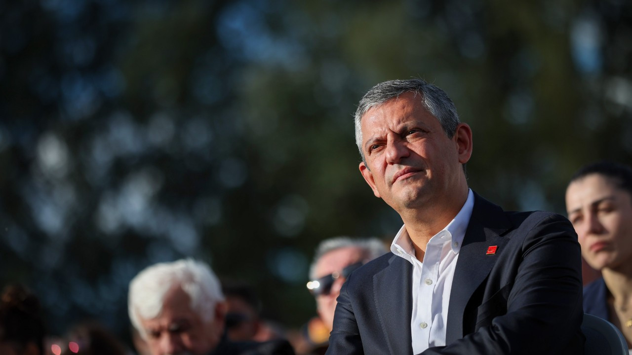 Özel'den İstanbul'un kurtuluşunun yıldönümü mesajı: Tarih hatırlatıyor; bu şehir teslim olmaz