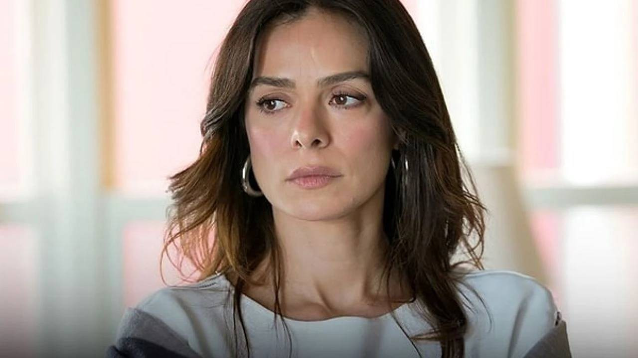 Ünlü oyuncu Özge Özpirinçci’den operasyon sonrası ilk paylaşım