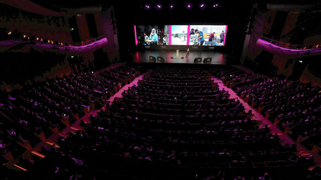 “Kesişme Noktası”nda gelecek konuşuldu