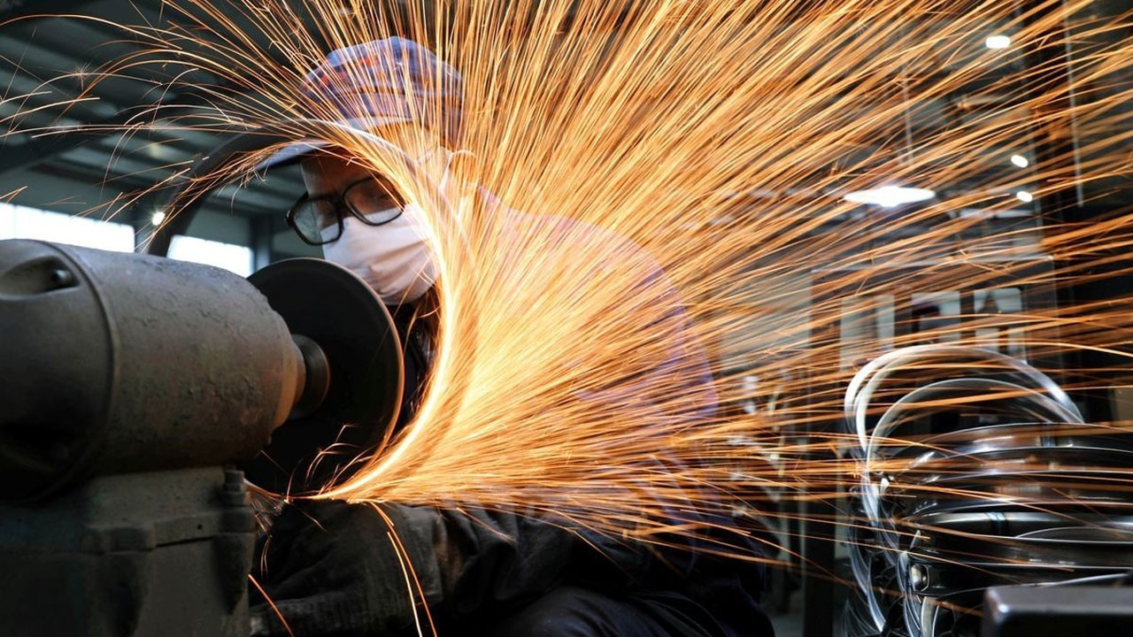 Çin'de imalat sektörü aktivitesinde daralma sürdü