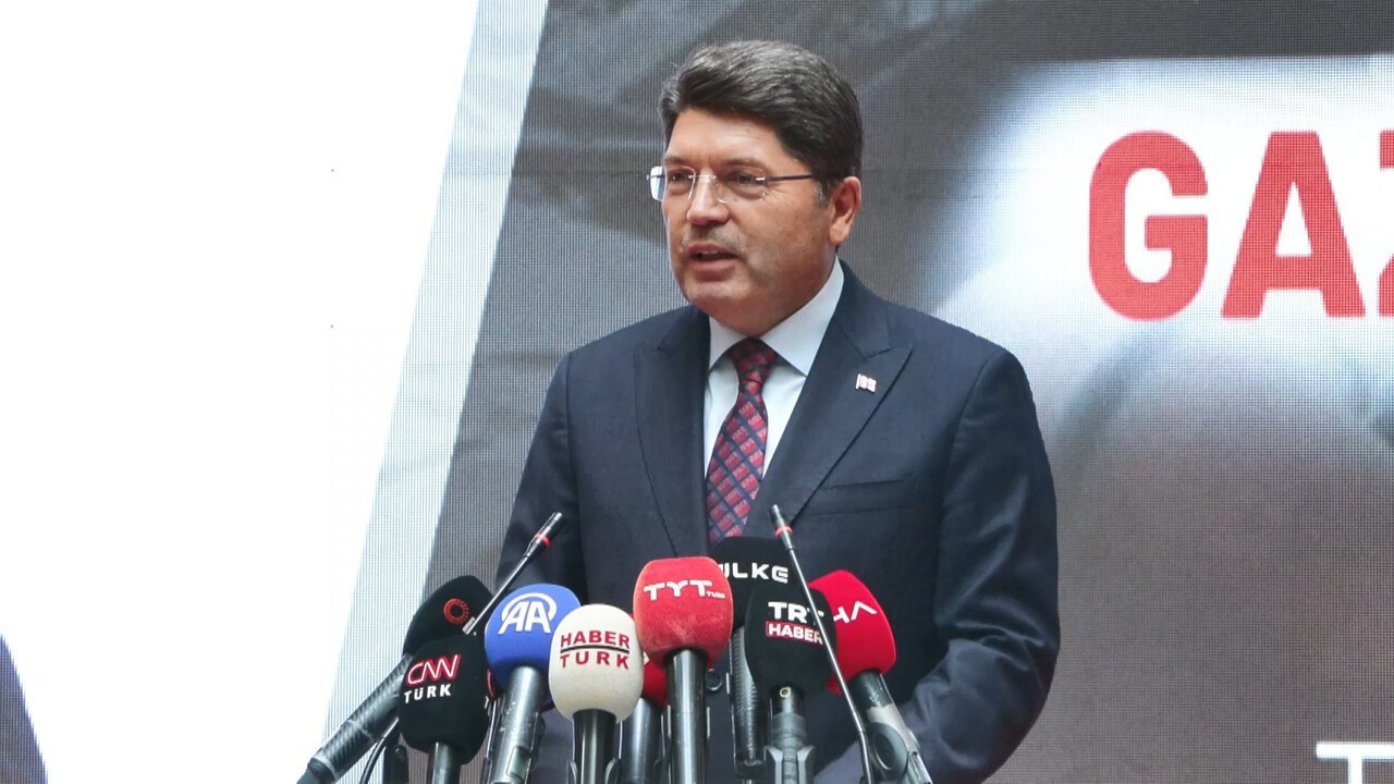 Bakan Tunç: Ben hukuk devleti dedikçe birileri bundan rahatsız oluyor