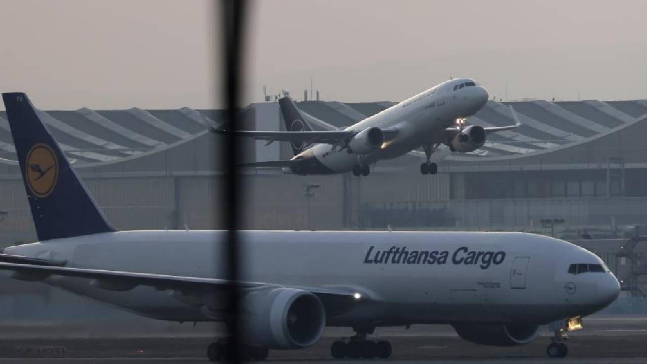 Almanya’da artan maliyetler hava yollarını vurdu: Lufthansa haftada 100 iç hat uçuşunu iptal edecek