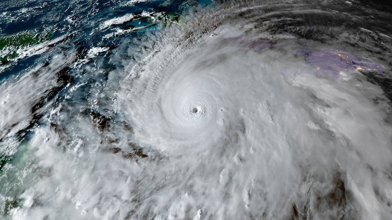 Karayipler’i vuran en şiddetli alarmın verildiği Melissa Kasırgası’nın bilançosu netleşiyor: Can kayıpları var (Video)