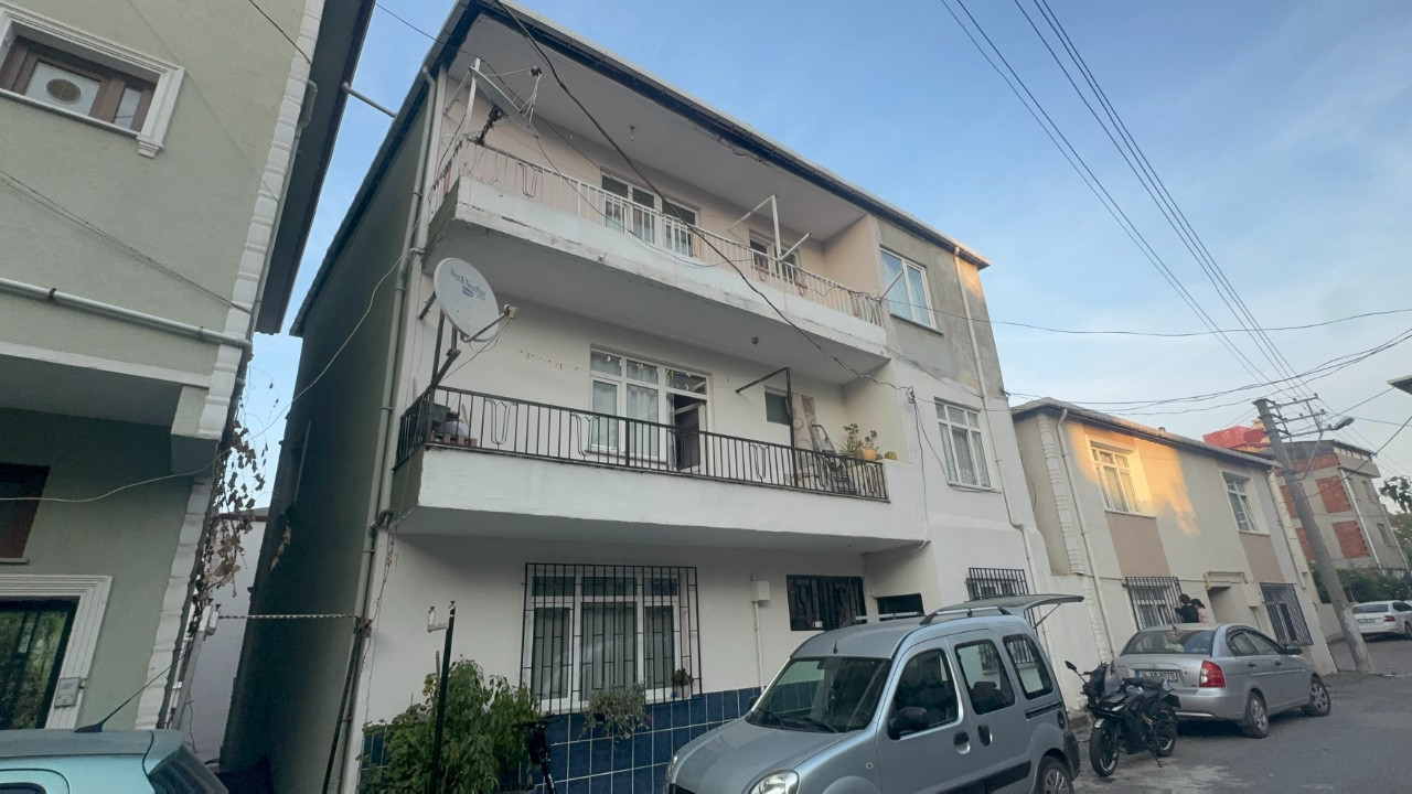 Kocaeli'de kolonları çatlayan bir bina daha boşaltıldı