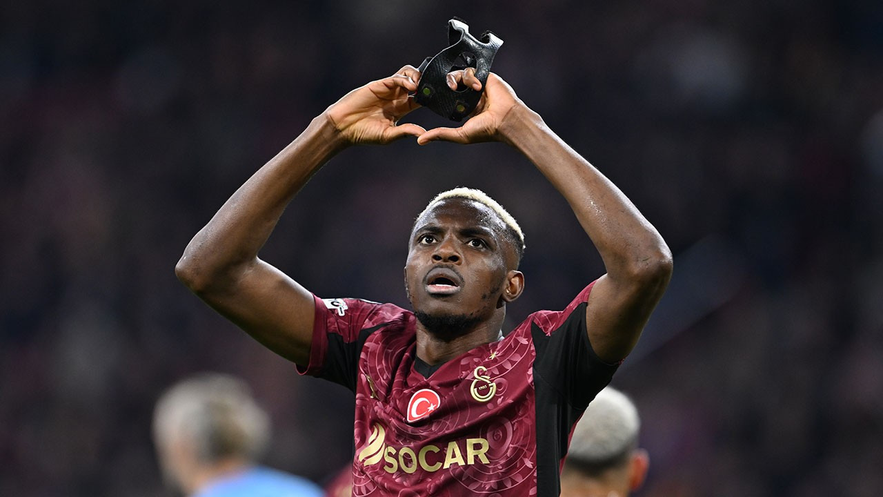 Galatasaray, Ajax'ı Osimhen ile devirdi