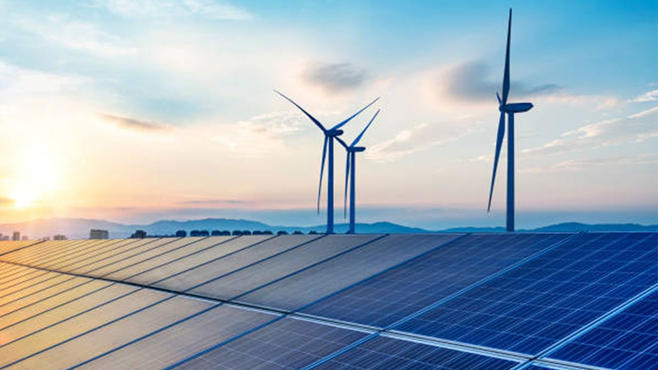 Türkiye yenilenebilir enerji sanayisinde küresel oyuncu olmaya aday oldu