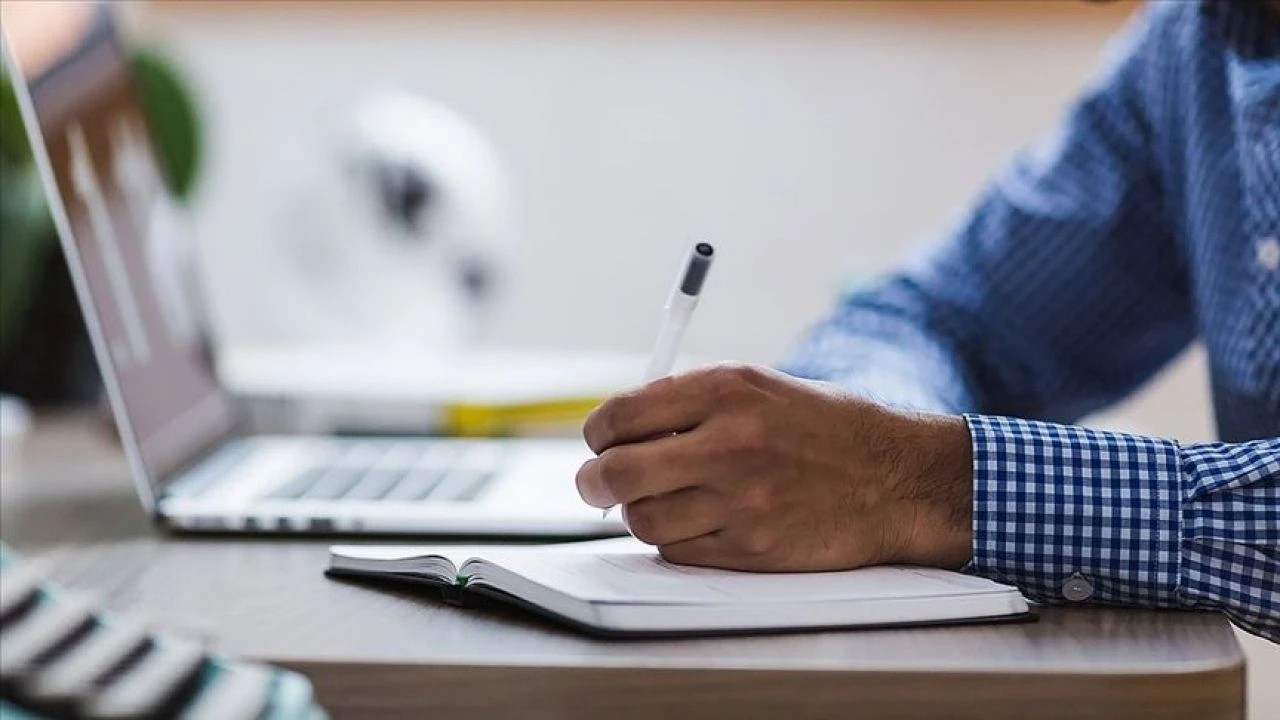 Cumhurbaşkanlığı Strateji ve Bütçe Başkanlığı 20 uzman yardımcısı alacak