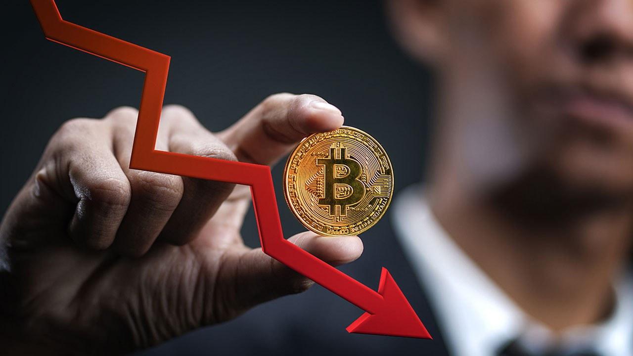 Bitcoin ETF'lerinden çıkış sürüyor, ETH ETF'lerinden çıkış ise sona erdi
