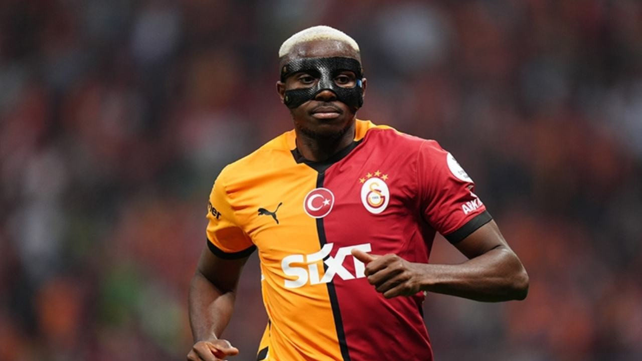 Victor Osimhen, Galatasaray tarihine geçti