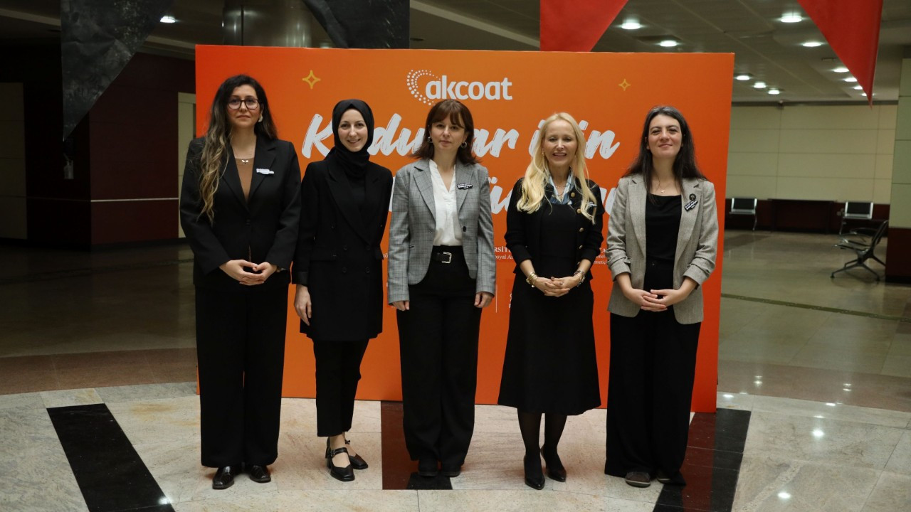 Akcoat ve SAÜ’den kadınlar için 'birlikte güçlüyüz' mesajı