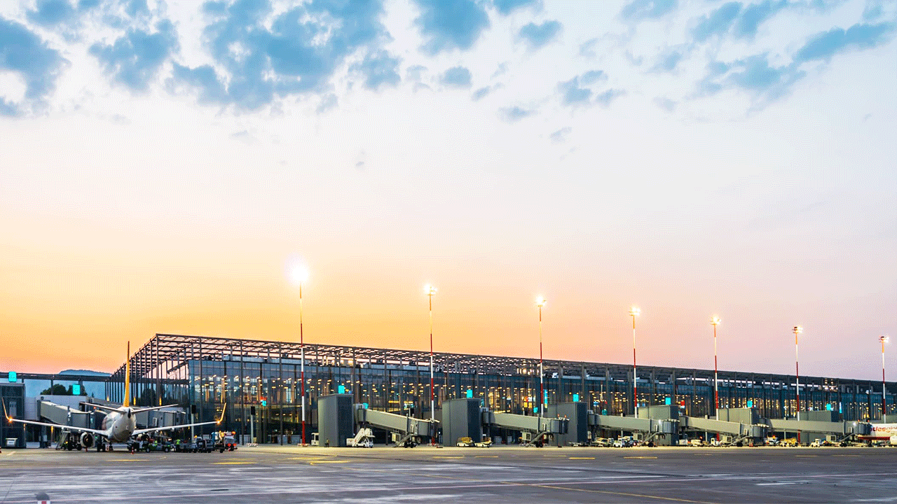 Dalaman Havalimanı’nda 10 aylık yolcu trafiği 5,4 milyonu aştı