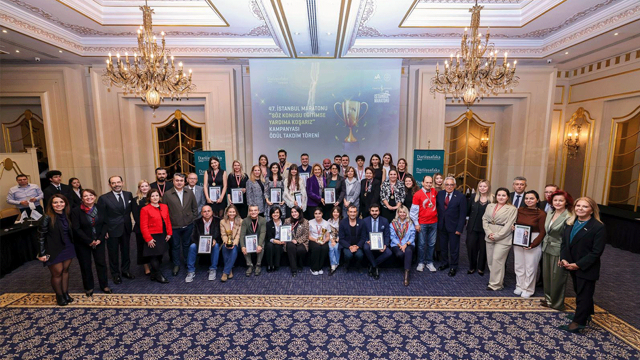 Darüşşafaka için kıtaları aşan koşucular bir araya geldi