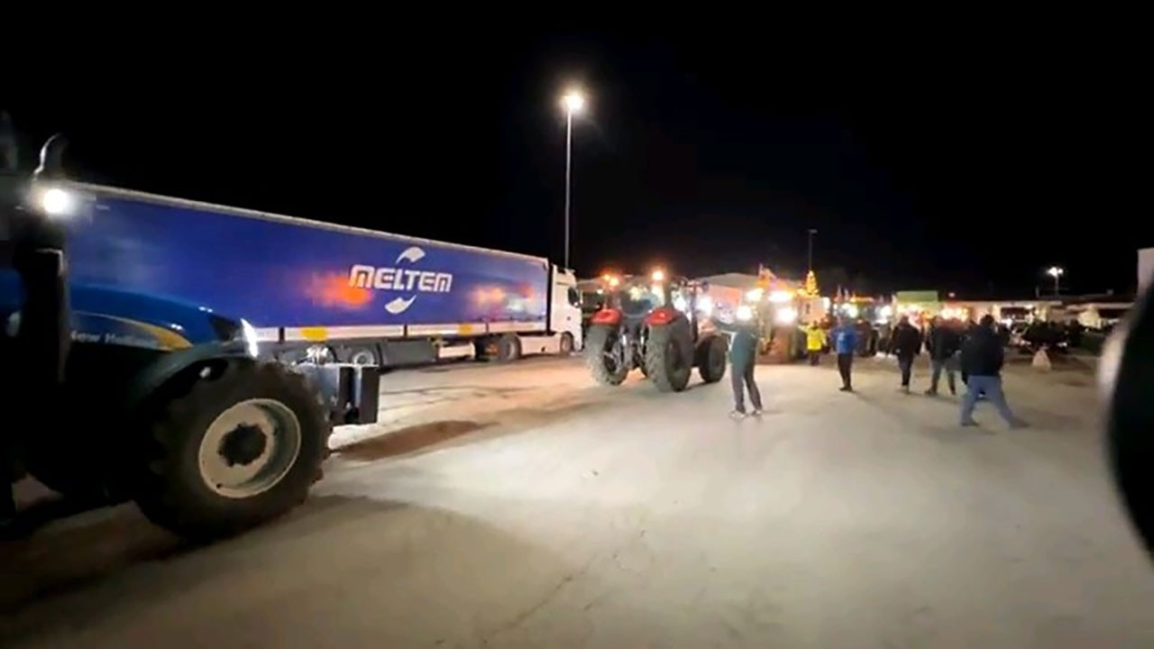 Yunanistan'daki çiftçi eylemi İpsala Sınır Kapısı'nı kapattı