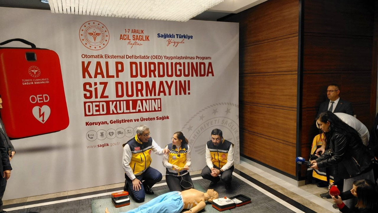 ASELSAN üretti, Sağlık Bakanlığı yaygınlaştıracak: Toplu alanlarda kalp şok cihazı bulundurulacak