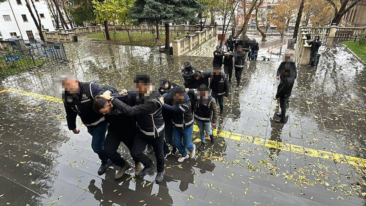 Daltonlar çetesinden suça sürüklenen 34 çocuk hakkında 20 aydan 79 yıla kadar hapis istemi