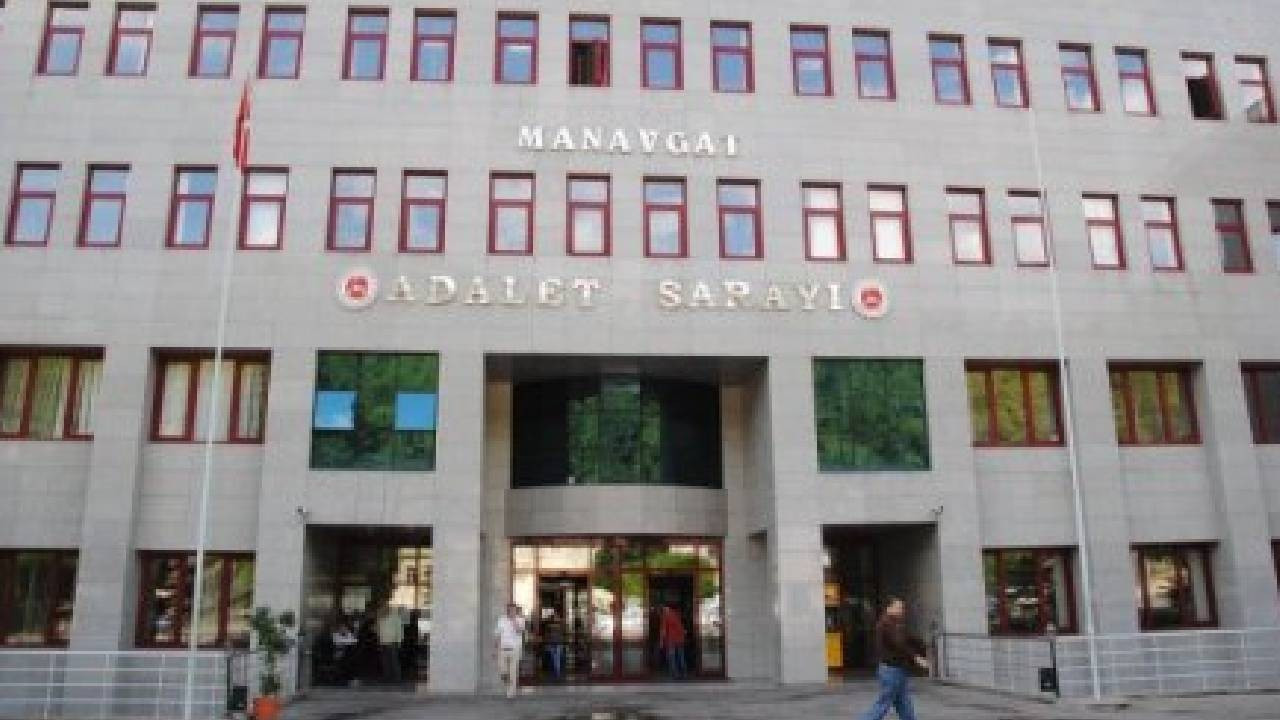 Manavgat'ta 'yolsuzluk' ve 'rüşvet' davasında 3 tahliye