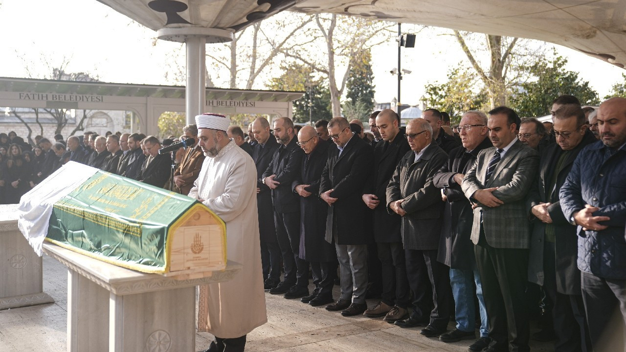 TCMB Başkanı Karahan'ın annesi son yolculuğuna uğurlandı