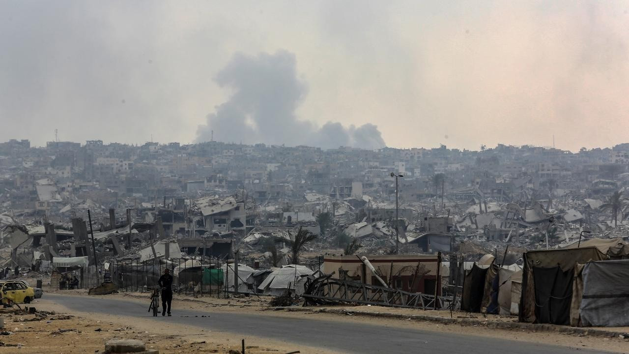 İsrail ordusu 6 Filistinliyi serbest bıraktı