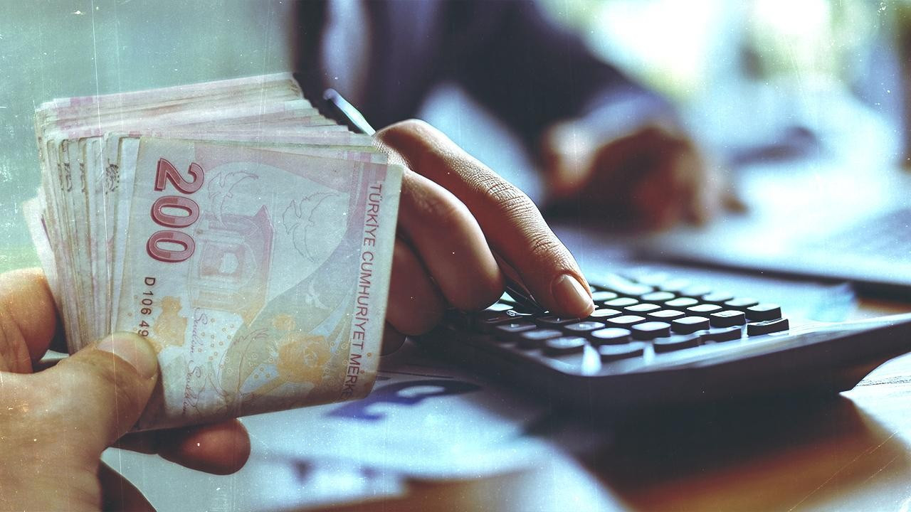 Finansal hizmetlere güven 7,4 puan azaldı