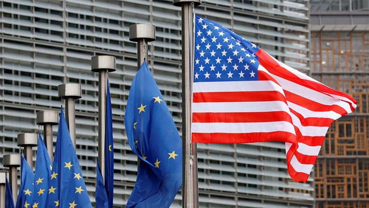 AB'den ABD'nin vize kısıtlamasına tepki