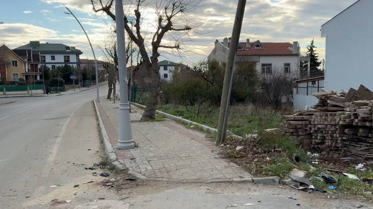 Büyükçekmece'de motosiklet kazası: 17 yaşındaki iki çocuk hayatını kaybetti