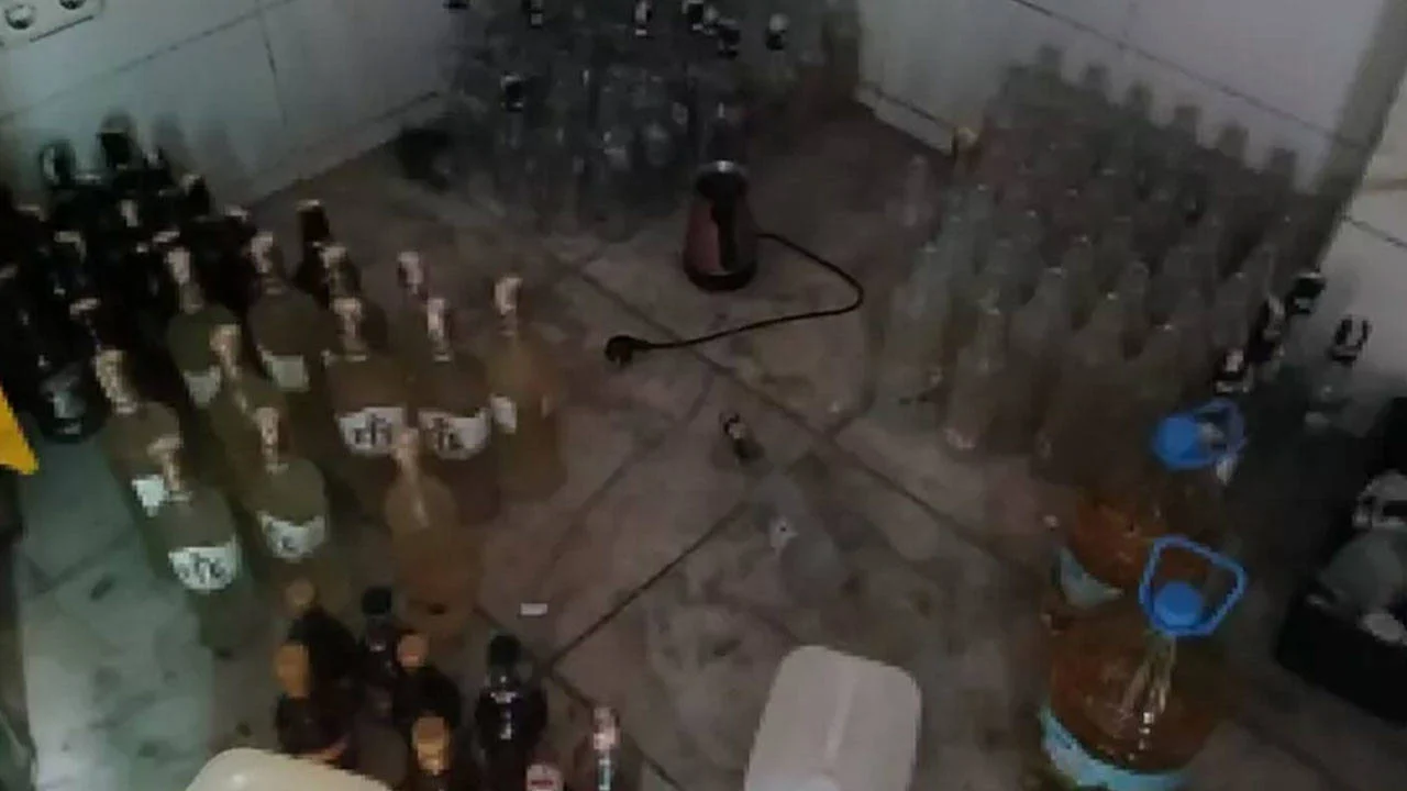 İzmir'de yılbaşı öncesi sahte alkol operasyonu: Üç tutuklama