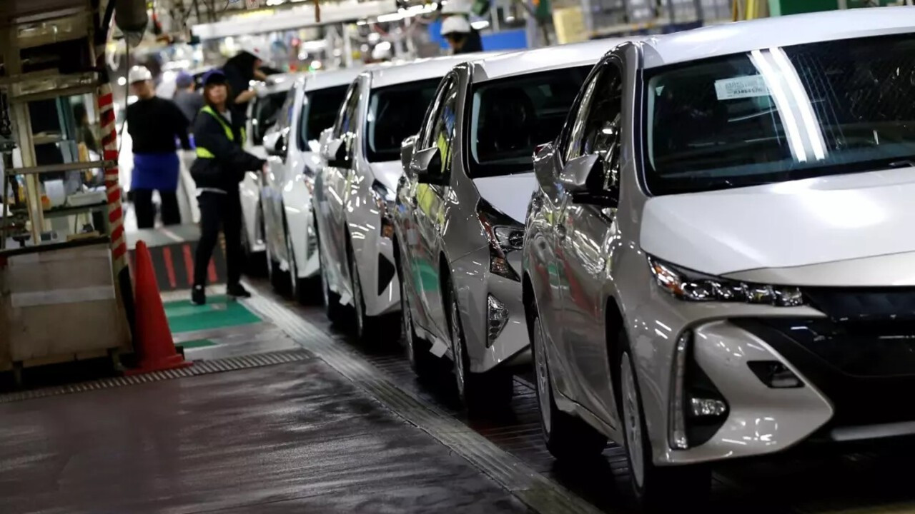 İngiltere otomobil pazarı 2025’te büyüdü