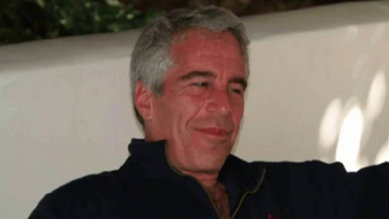 ABD Adalet Bakanlığı, Epstein davasıyla ilgili bir milyondan fazla belgeyi edindi