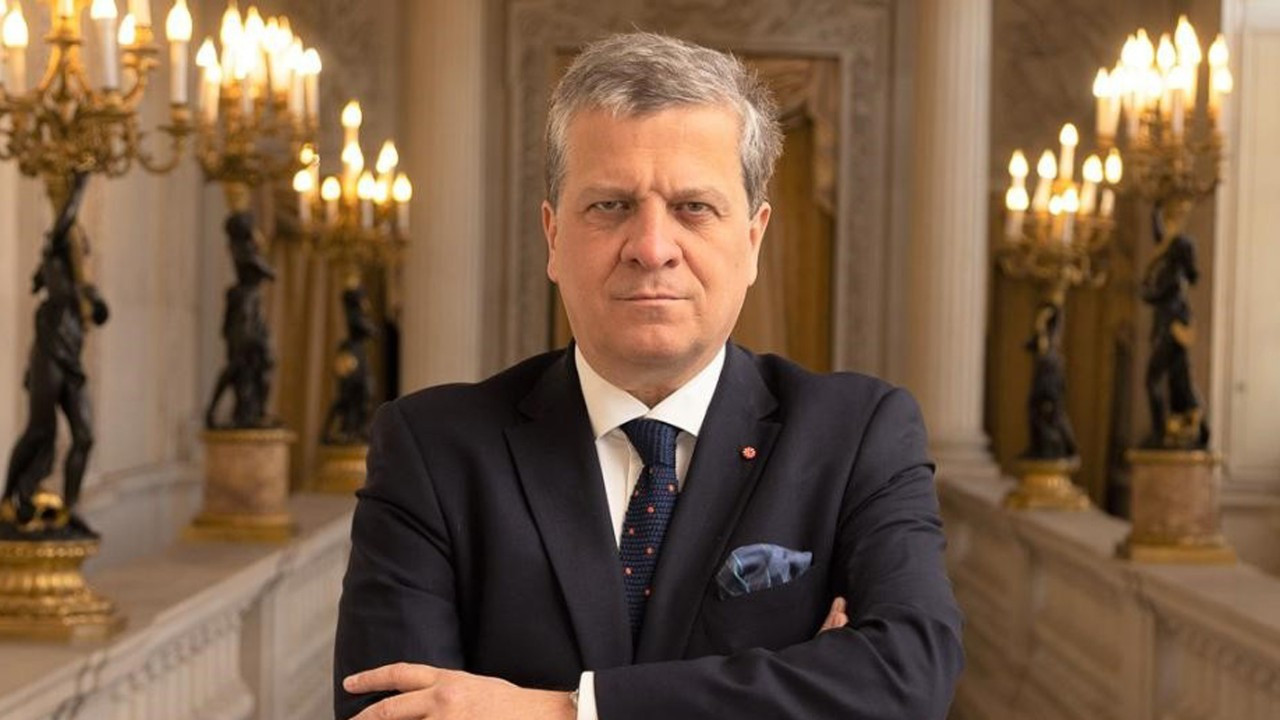 Sahte diploma soruşturması: Polonya’nın Paris Büyükelçisi görevden uzaklaştırıldı