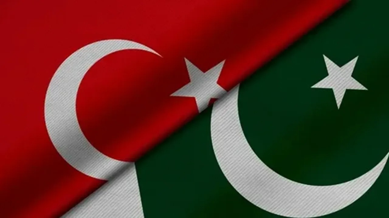 Türkiye ve Pakistan'dan savunmada işbirliği