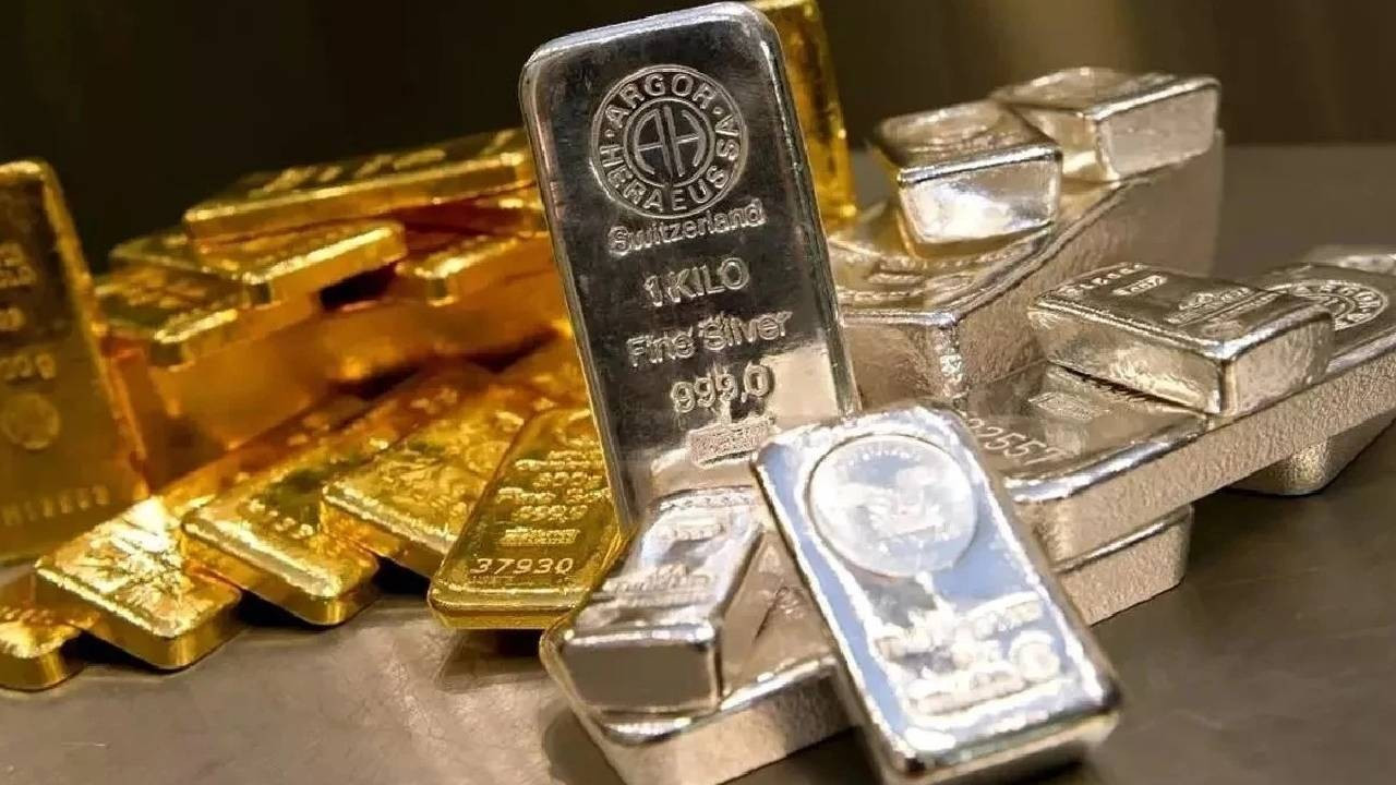 Altın ve gümüş rekora doymuyor, yükselişe platin ve paladyum da eşlik etti! Piyasalar Fed’e kilitlendi