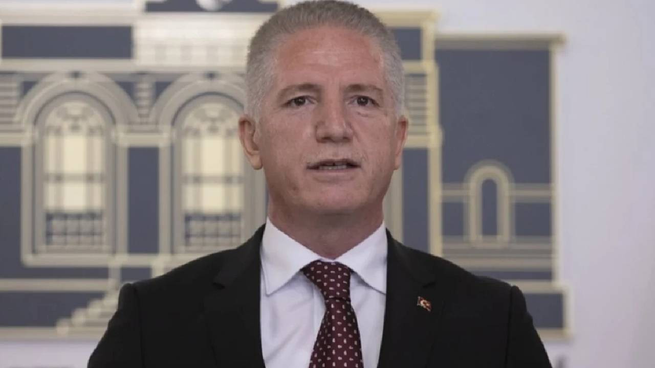 İstanbul Valisi Gül'den 'sokakta kalan kişileri 112'ye bildirin' çağrısı