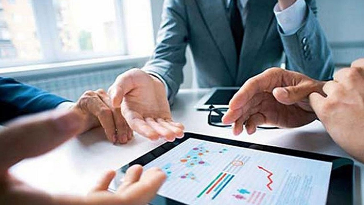 Alman iş dünyası dernekleri 2026'da işten çıkarma bekliyor