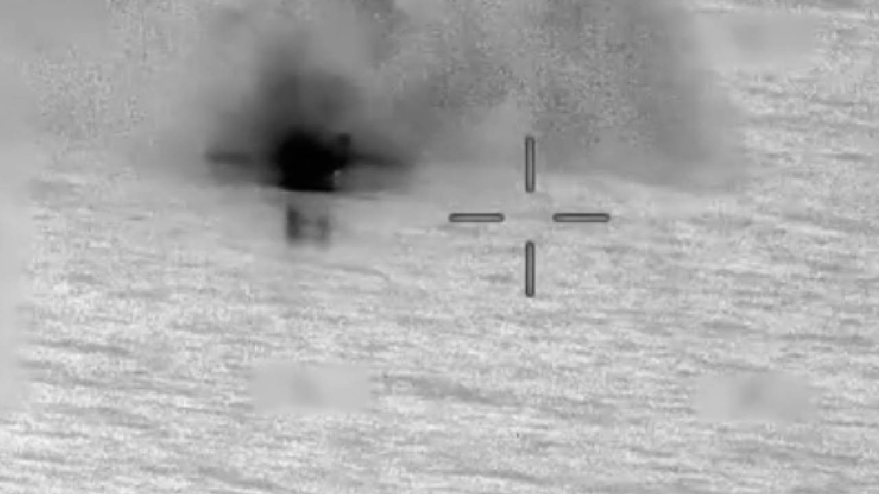 ABD’den Doğu Pasifik’te uyuşturucu taşıyan bir tekneye daha saldırı (Video)