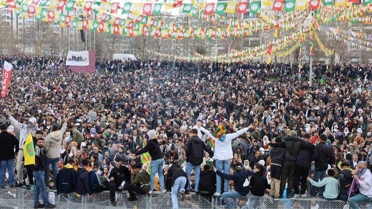 Öcalan'a Özgürlük mitingi ertelendi